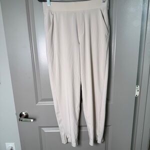 Athleta Brooklyn Ankle Pant Size 8 Oatmeal Ribbed Side Panel Zip Pocket